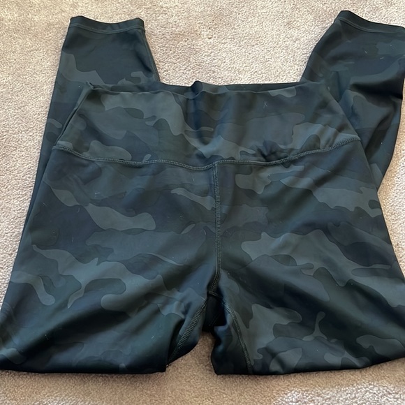 Reebok Camouflage Leggings - Picture 2 of 5